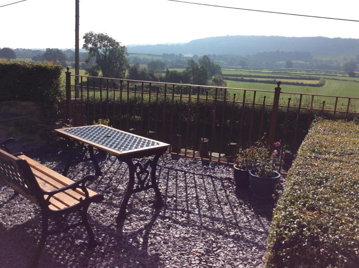Meifod Tan Y Graig B&B 외부 사진